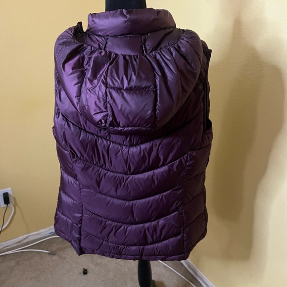 Charter Club Plum Quilted Vest - Picture 2 of 6